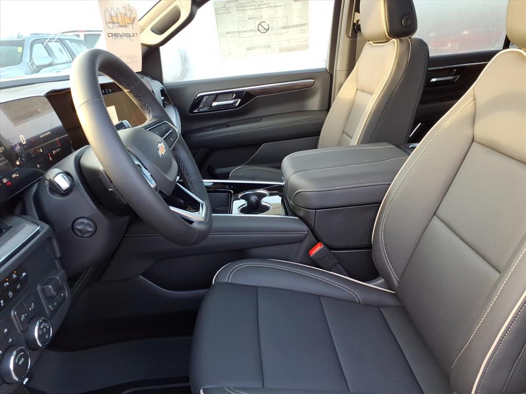2025 Chevrolet Tahoe Premier photo 6
