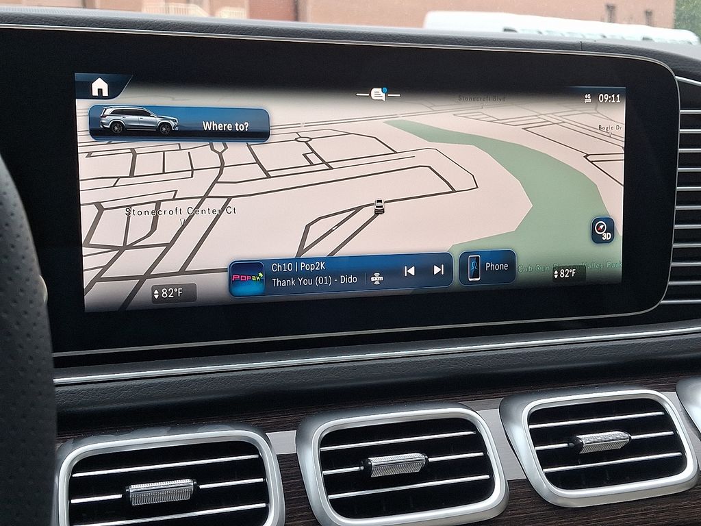 2026 Mercedes Benz GLS 450 4MATIC photo 13