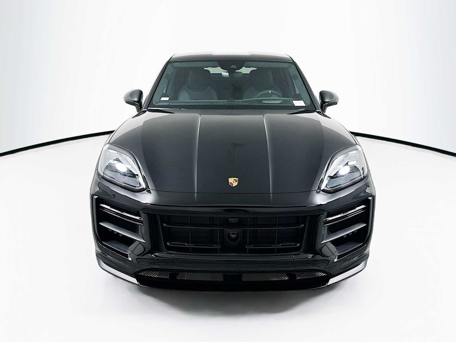 2025 Porsche Cayenne Turbo GT photo 5