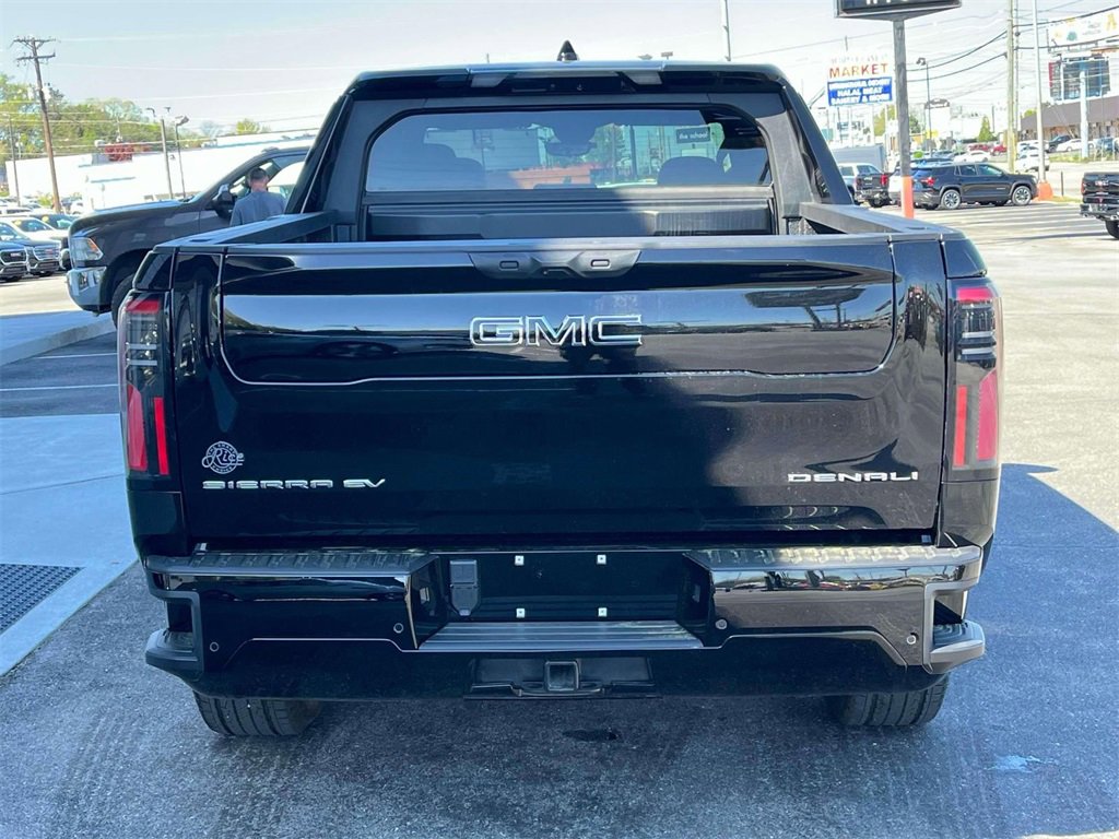 2025 Gmc Sierra EV Denali photo 4