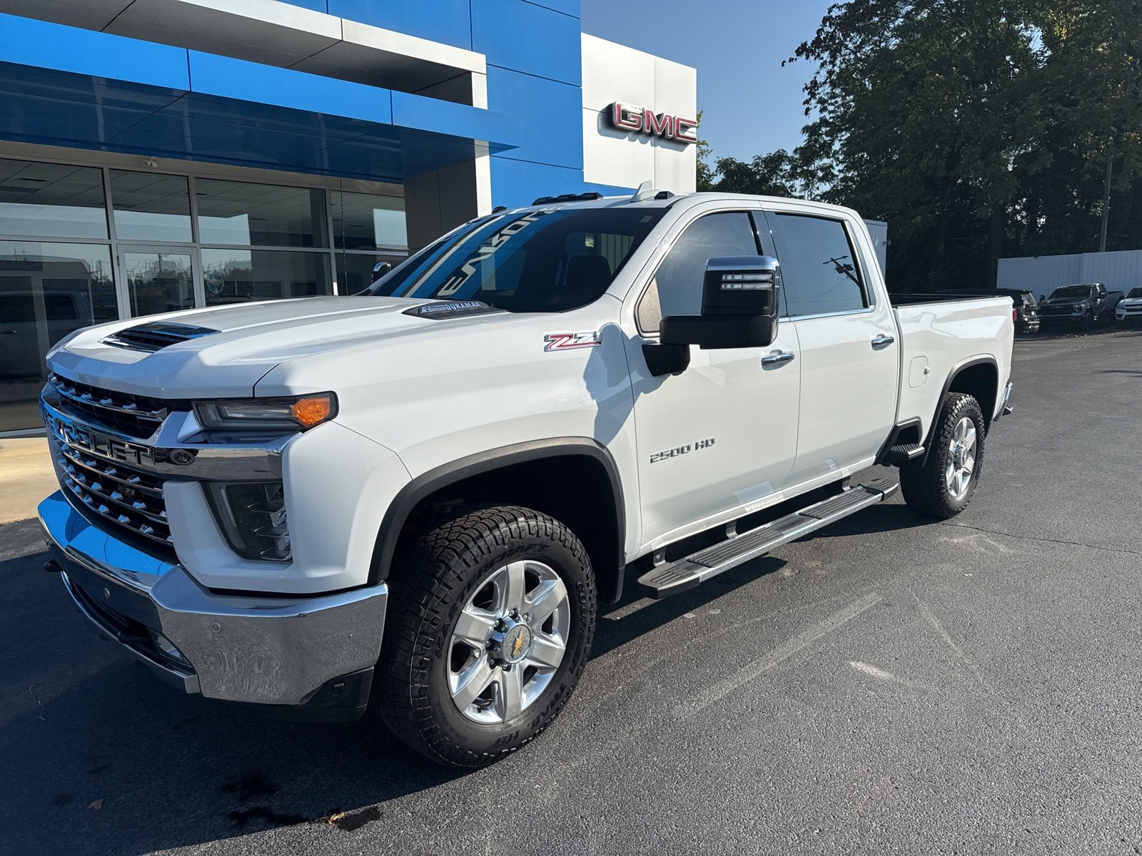 2022 Chevrolet Silverado 2500HD LTZ photo 2