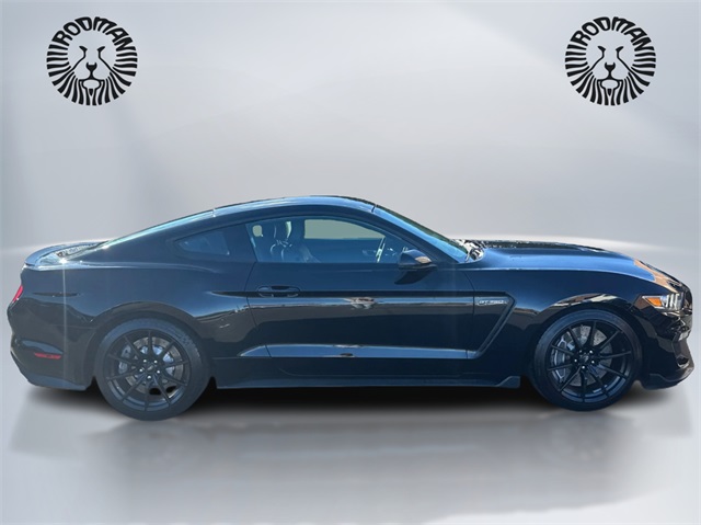 2016 Ford Mustang Shelby GT350 photo 3