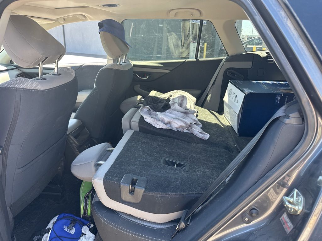 2020 Subaru Outback Premium photo 8
