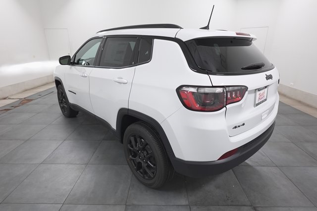 2025 Jeep Compass Latitude photo 5