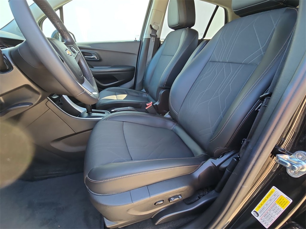 2022 Chevrolet Trax LT photo 20