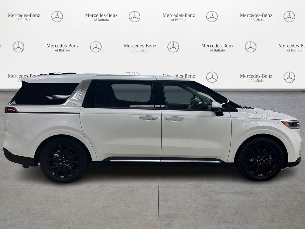 2022 Kia Carnival SX photo 4