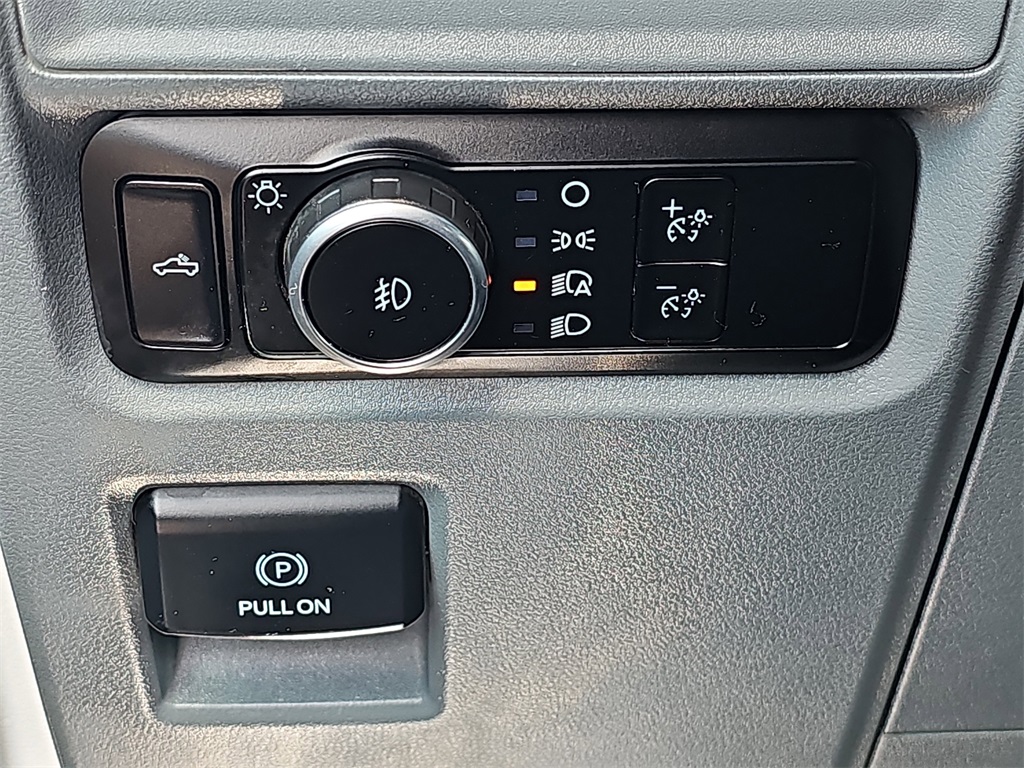 2023 Ford F-150 XLT photo 24