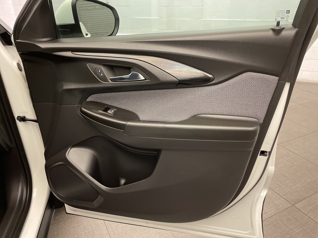 2023 Chevrolet Trailblazer LT photo 23