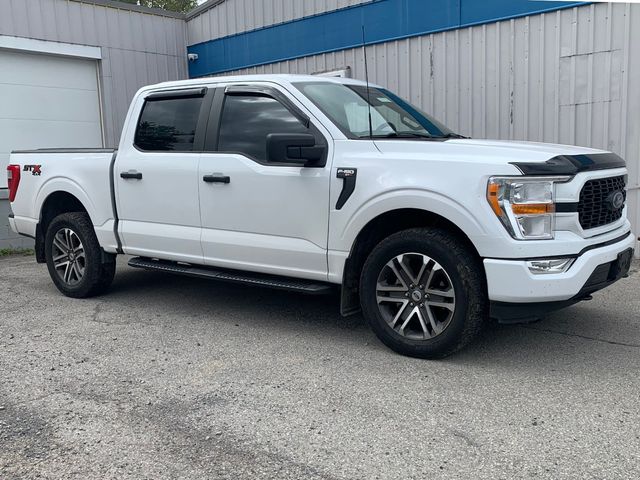 2022 Ford F-150 XL photo 2