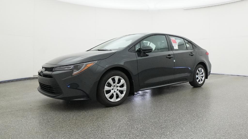 2025 Toyota Corolla LE photo 4