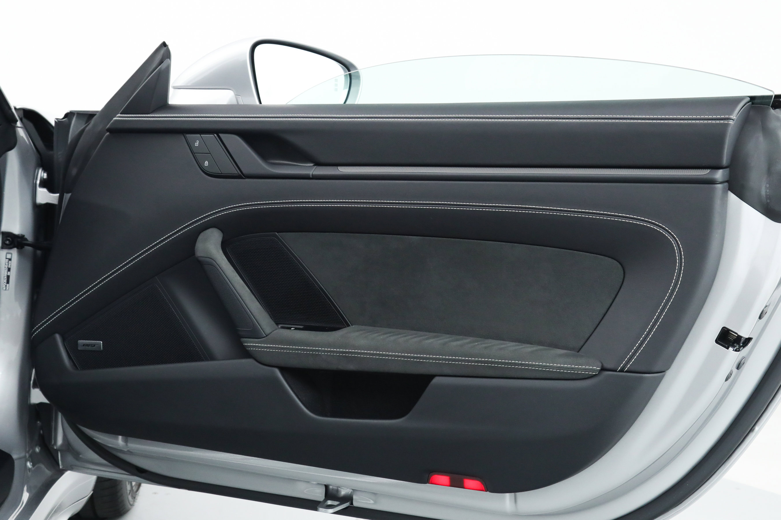 2024 Porsche 911 4 GTS Cabriolet photo 17