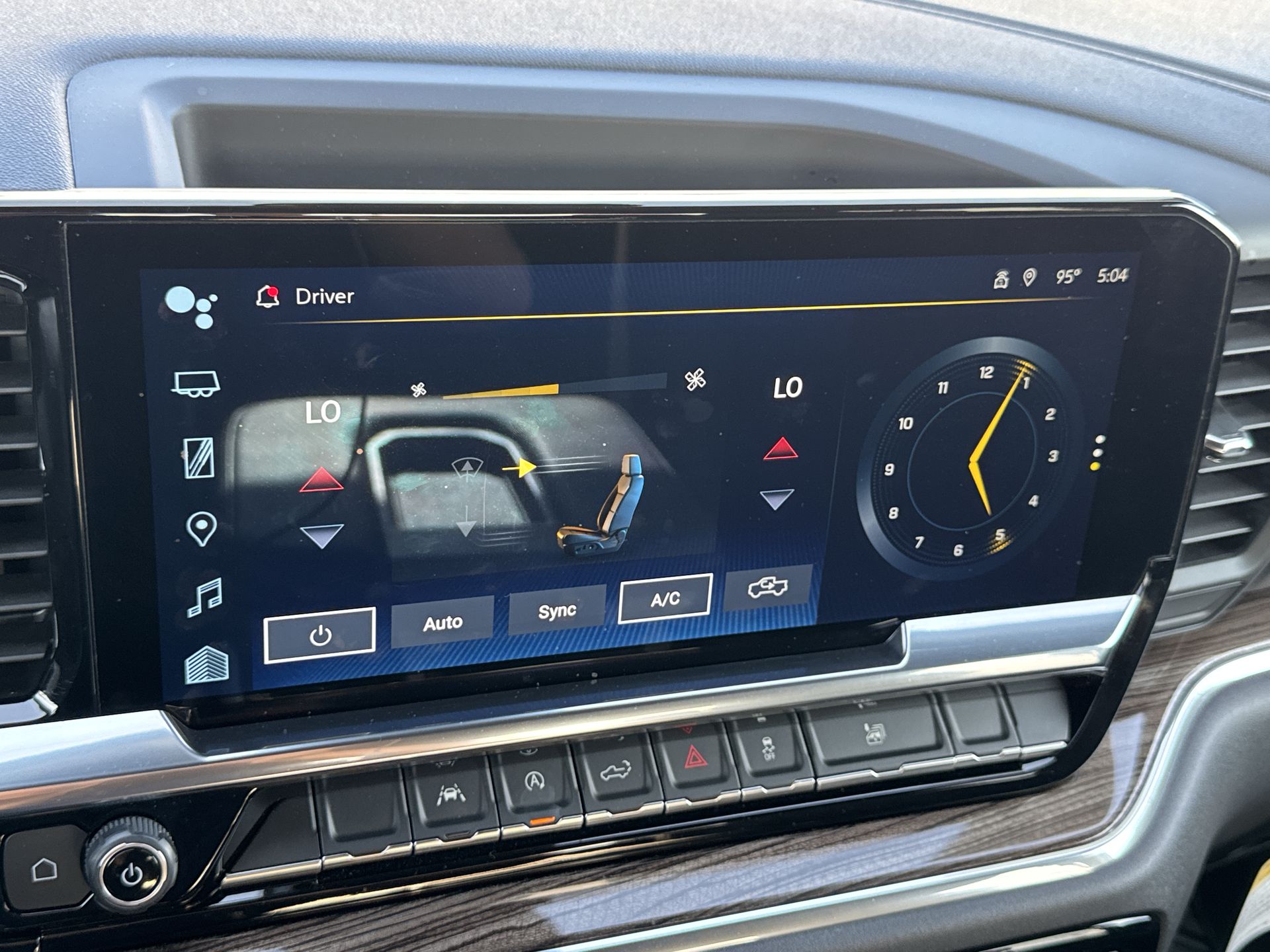 2025 Chevrolet Silverado 1500 LT photo 13
