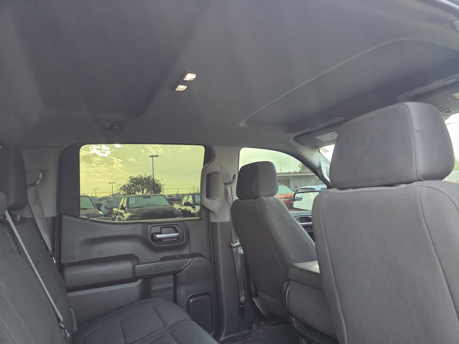 2021 Chevrolet Silverado 1500 Custom photo 15