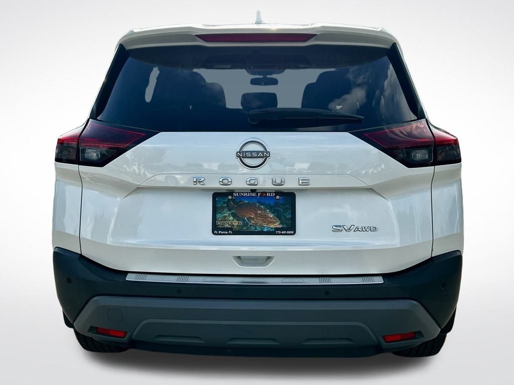 2023 Nissan Rogue SV photo 5