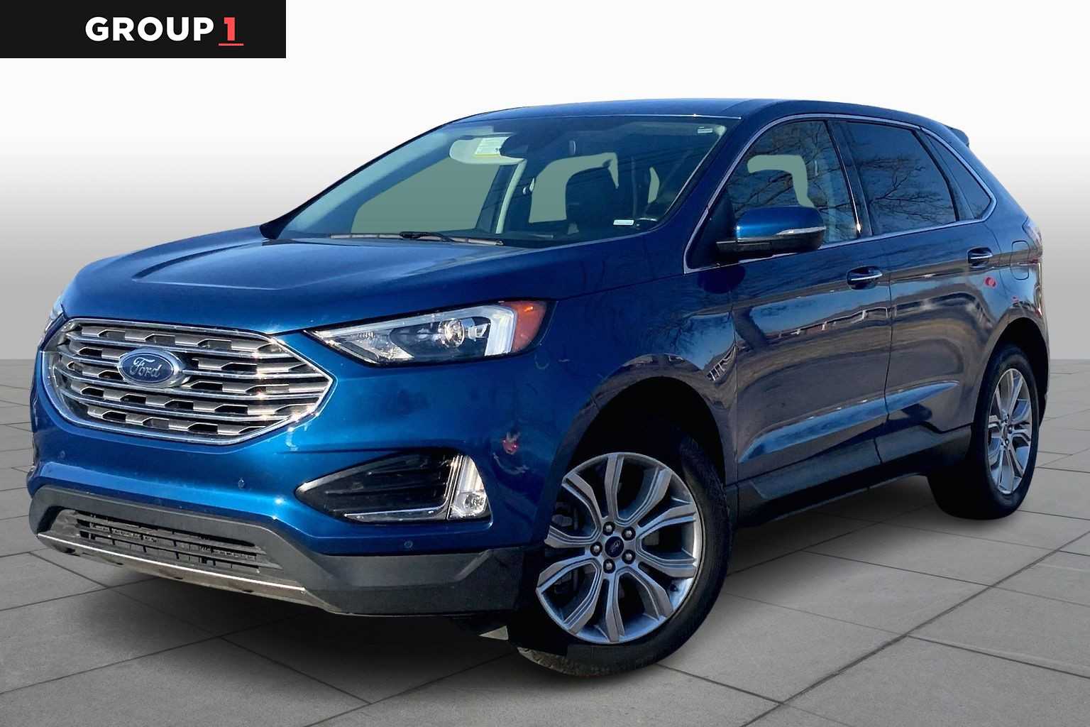2022 Ford Edge Titanium's photo