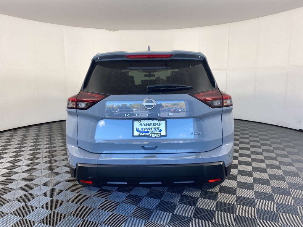2026 Nissan Rogue SV photo 3