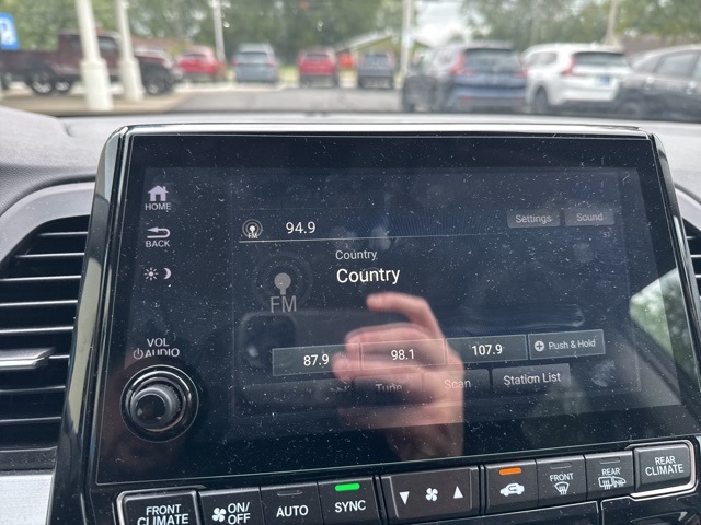 2019 Honda Odyssey Touring photo 26