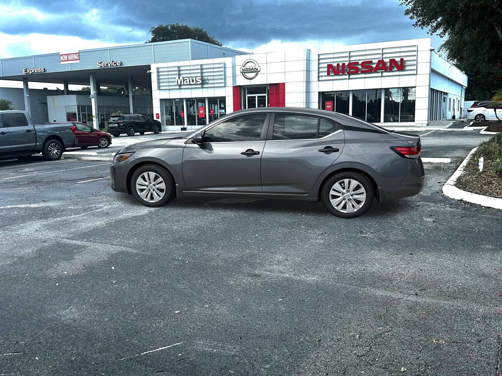 2025 Nissan Sentra S photo 4