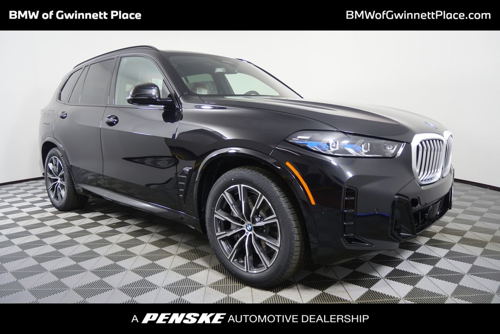 2026 BMW X5 50e's photo