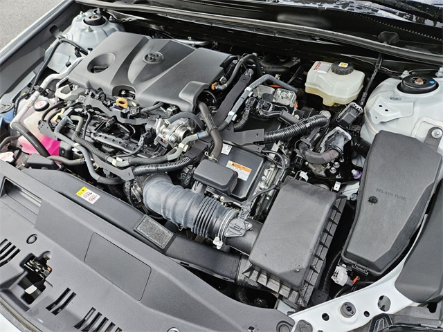 2021 Toyota Camry Hybrid XSE photo 15
