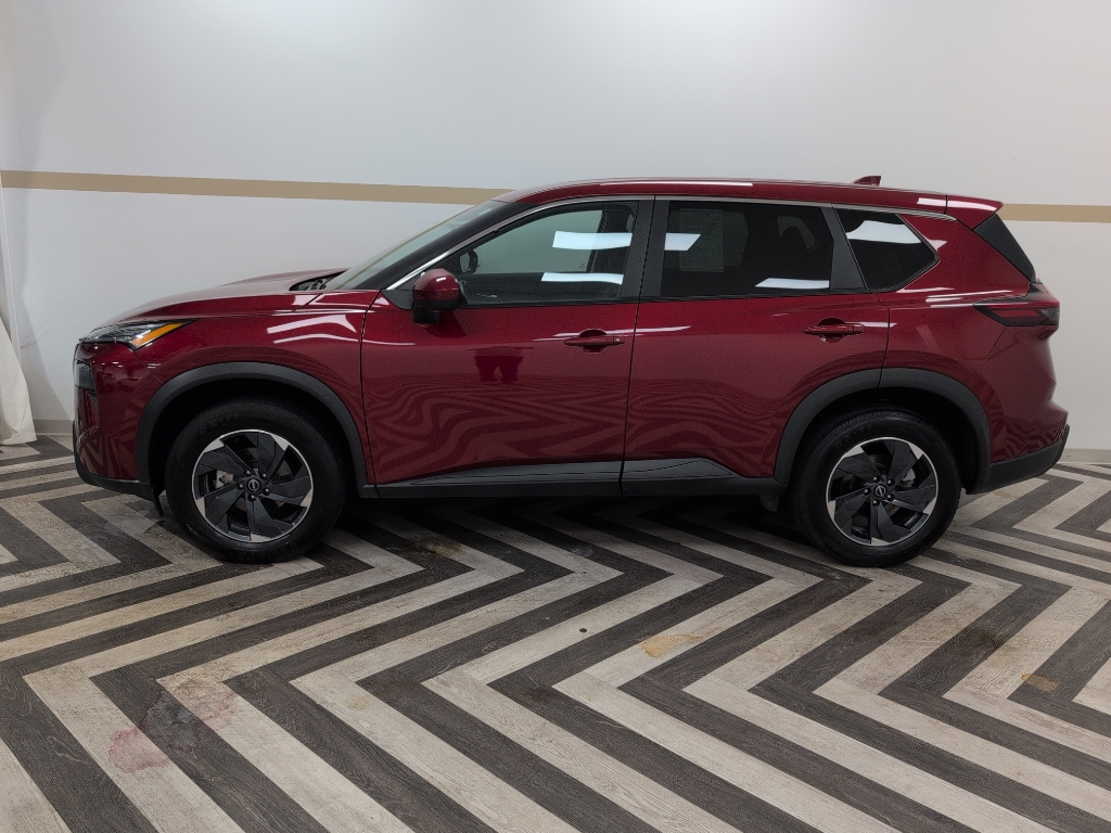 2025 Nissan Rogue SV photo 2