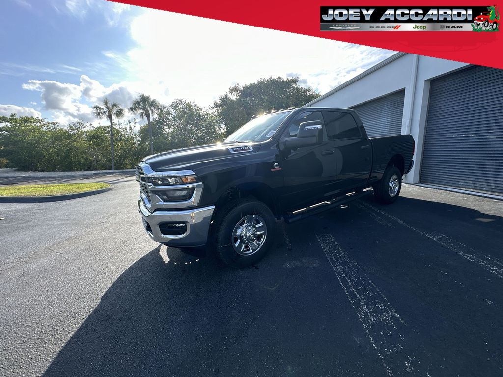 2025 Ram 2500 Tradesman photo 4