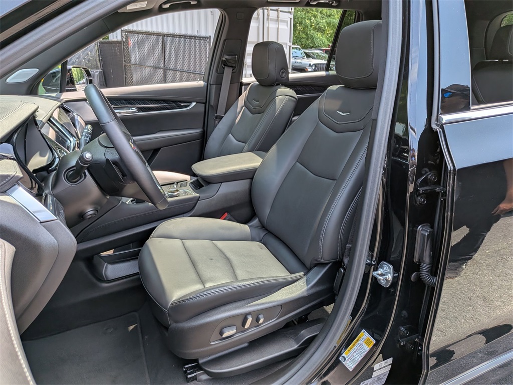 2024 Cadillac XT6 Premium Luxury photo 23