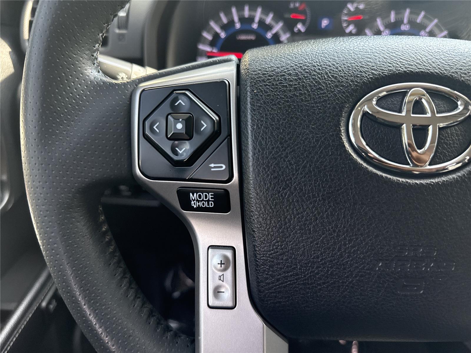 2018 Toyota 4Runner Limited photo 9