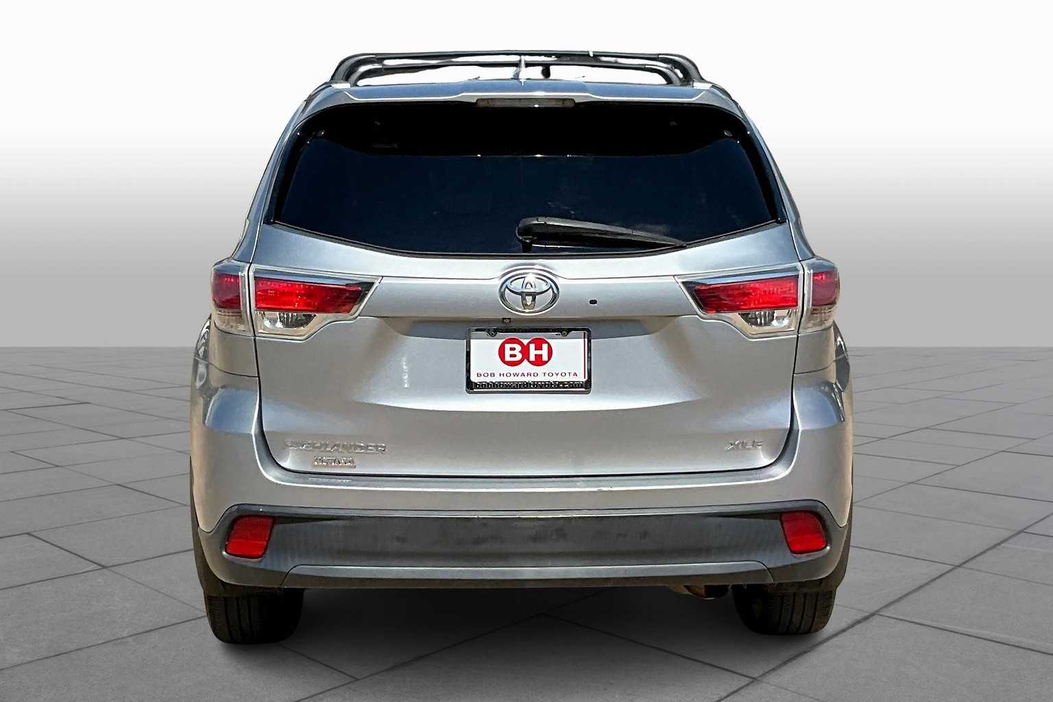 2015 Toyota Highlander XLE photo 4