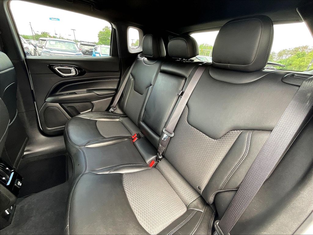2022 Jeep Compass Altitude photo 10