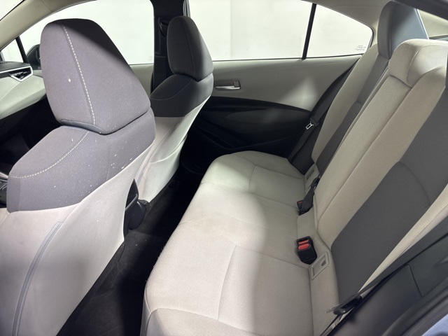 2021 Toyota Corolla LE photo 19