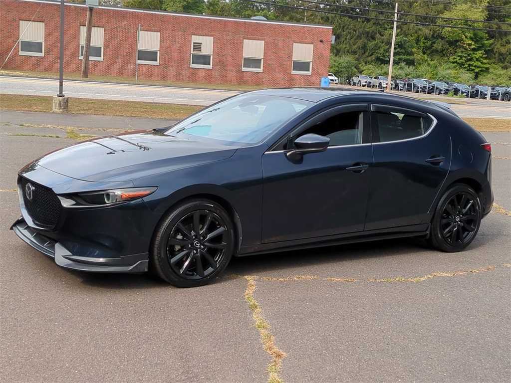 2020 Mazda Mazda3 Premium photo 2