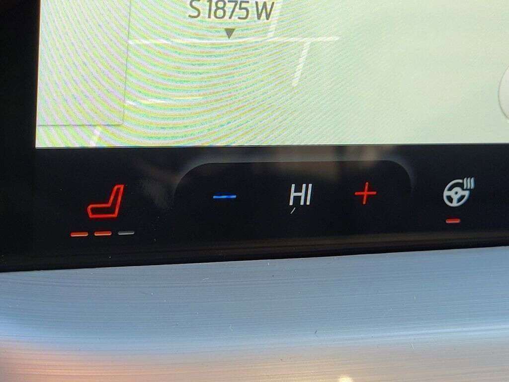 2023 Ford Escape Plug-In Hybrid Base photo 3