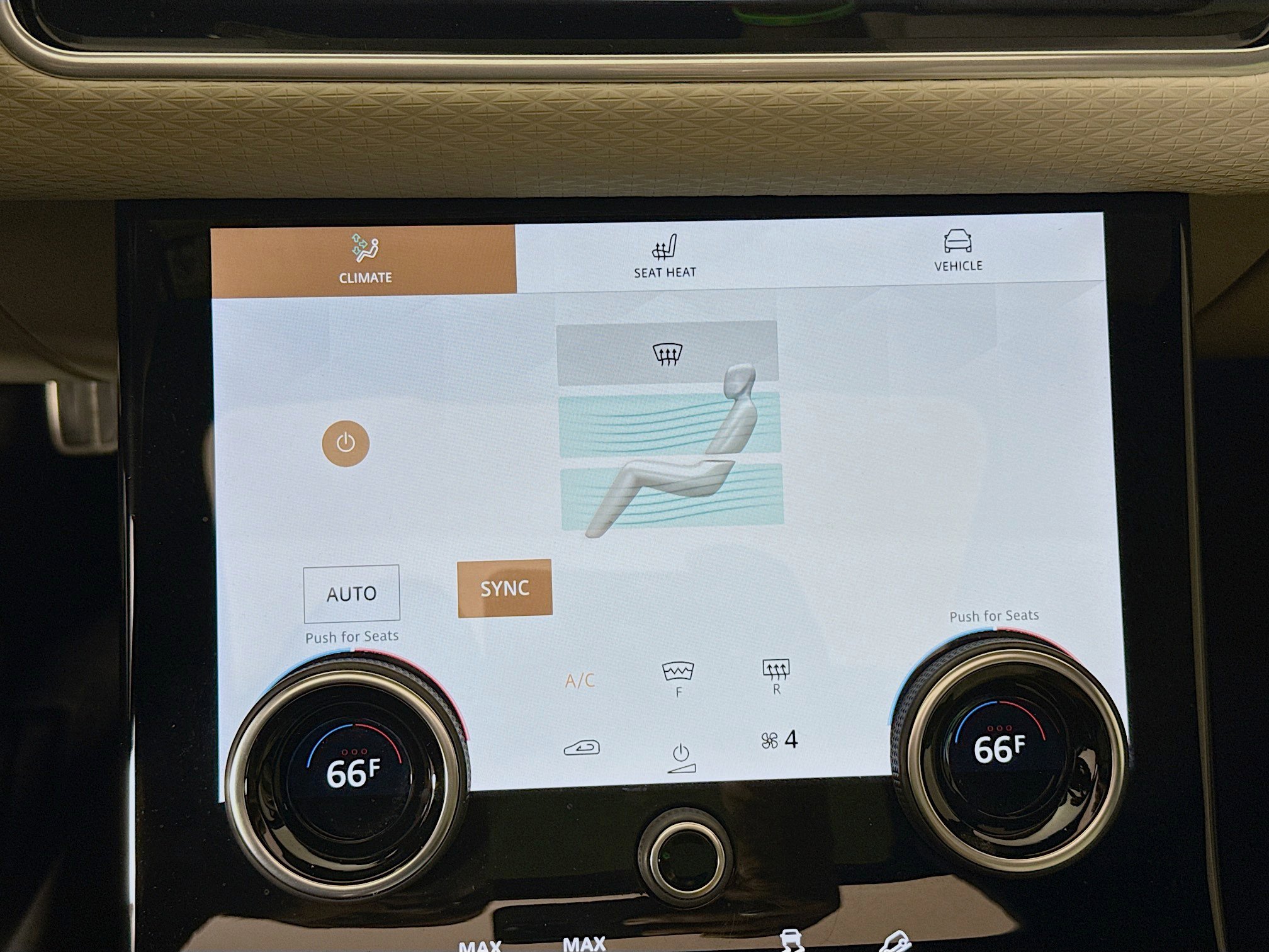 2023 Land Rover Range Rover Velar R-Dynamic S photo 12