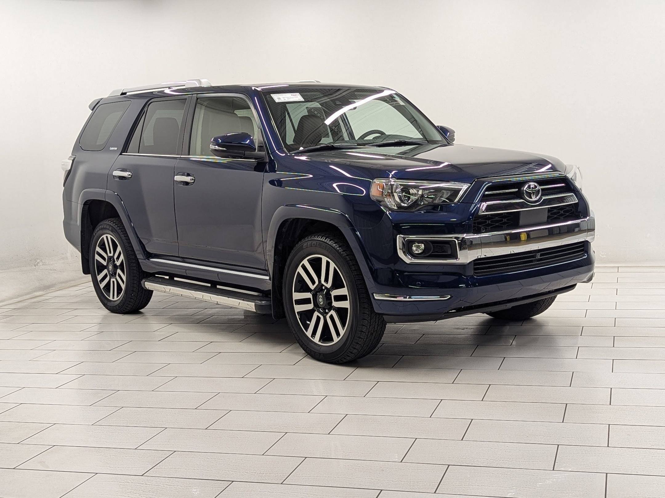 2022 Toyota 4Runner Limited photo 6