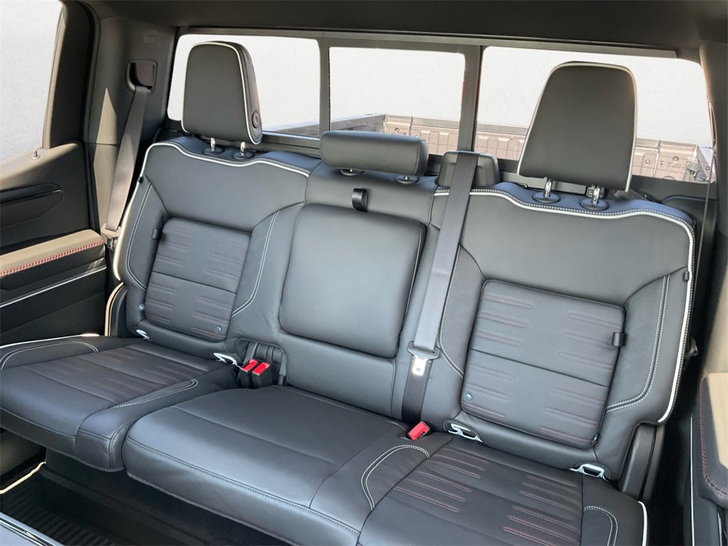 2025 Gmc Sierra 1500 AT4X photo 9