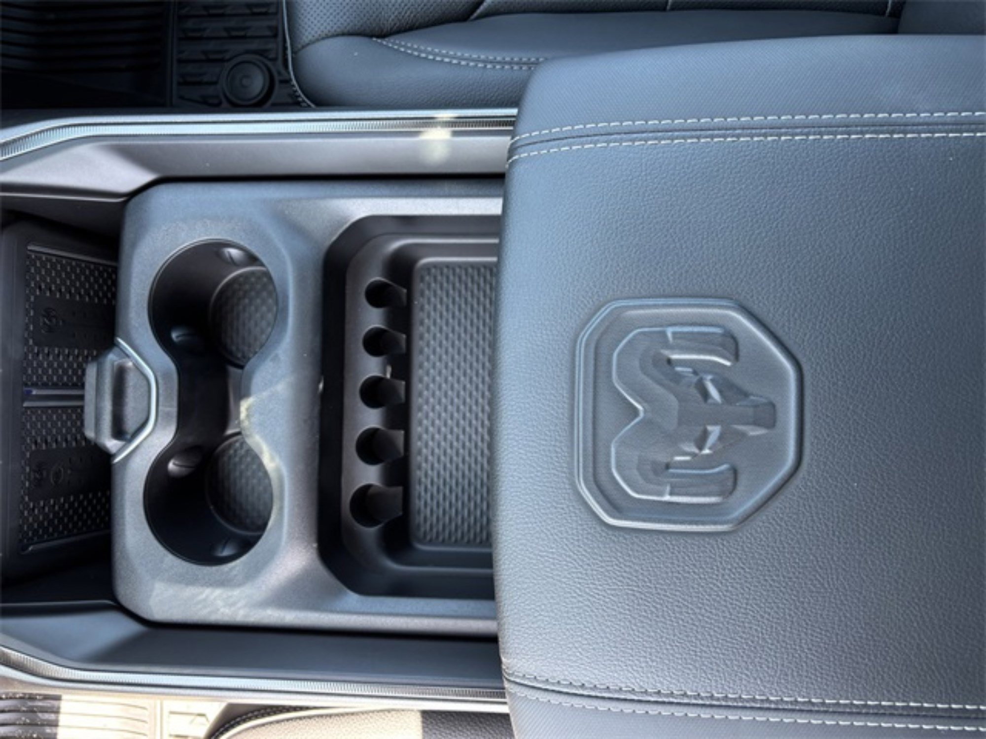 2025 Ram 1500 Rebel photo 12