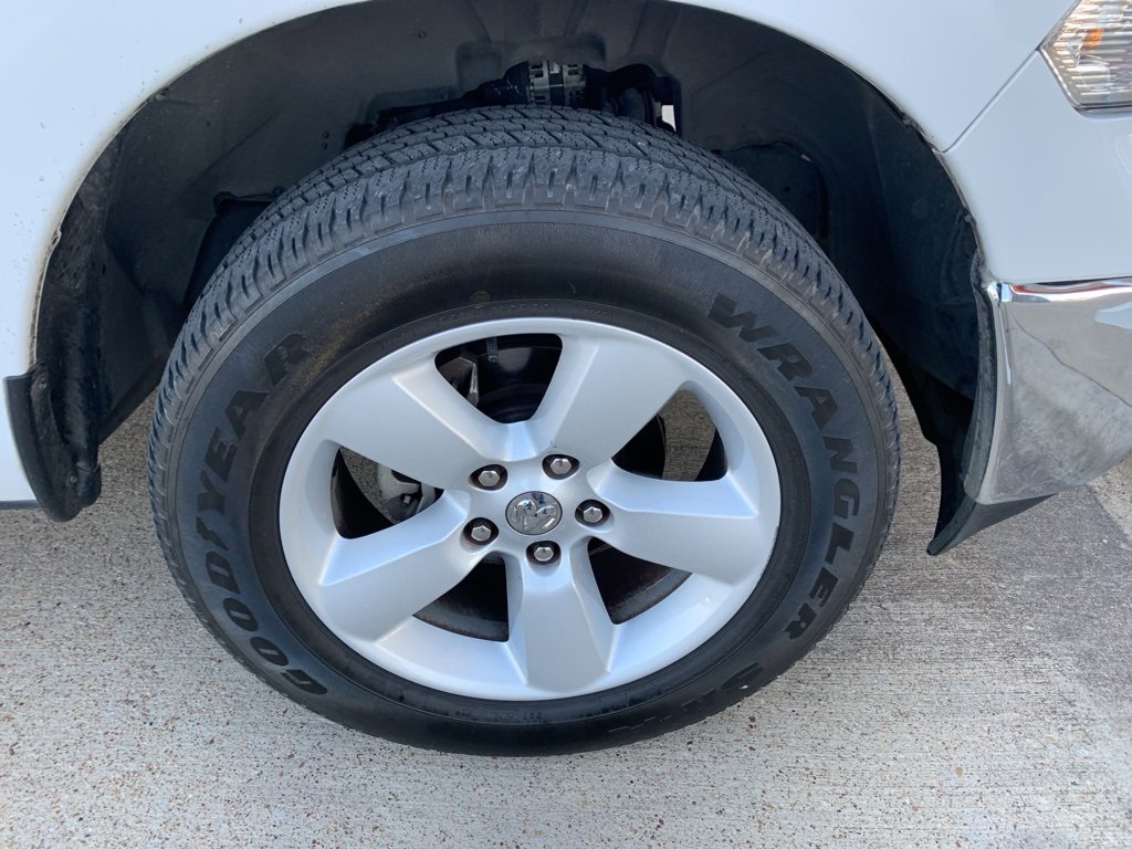 2024 Ram 1500 Classic Tradesman photo 2