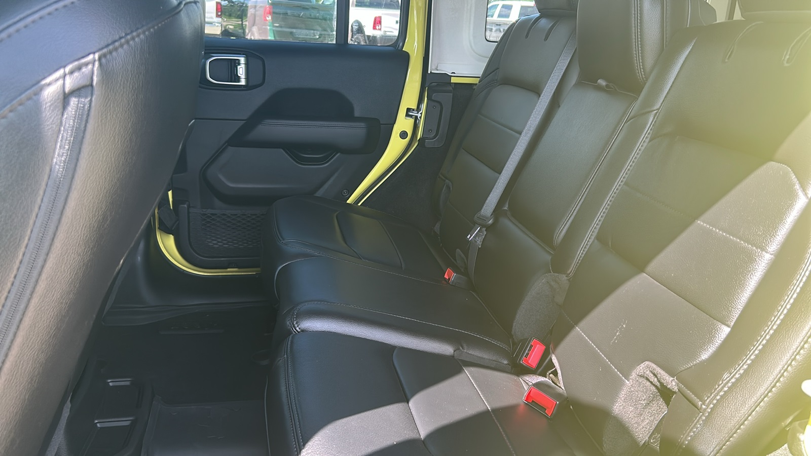 2023 Jeep Wrangler Sahara Altitude photo 29
