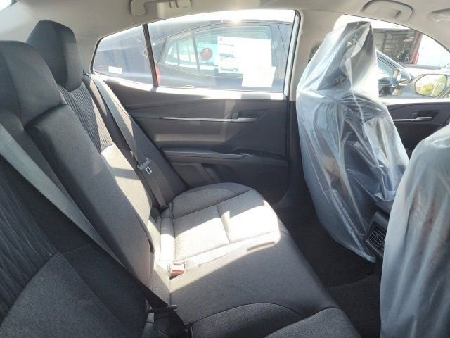 2025 Toyota Camry LE photo 9