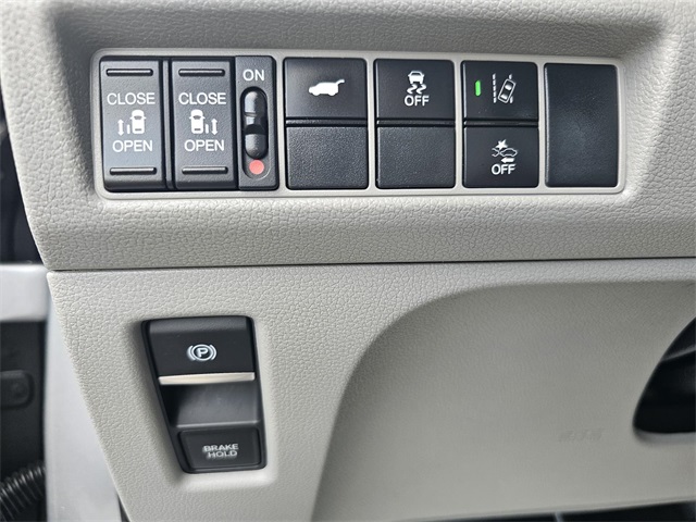 2018 Honda Odyssey EX-L photo 25