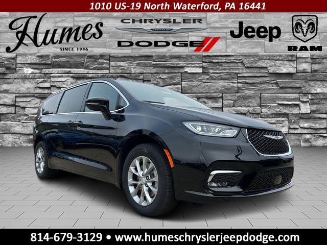 2026 Chrysler Pacifica Select's photo