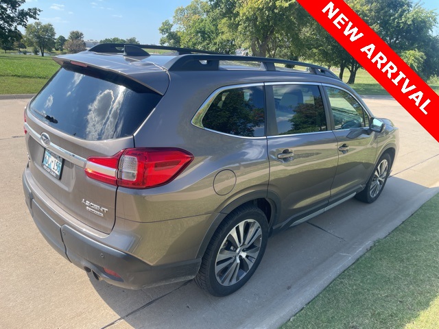 2021 Subaru Ascent Limited photo 3