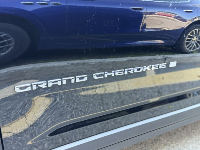2021 Jeep Grand Cherokee Limited photo 4