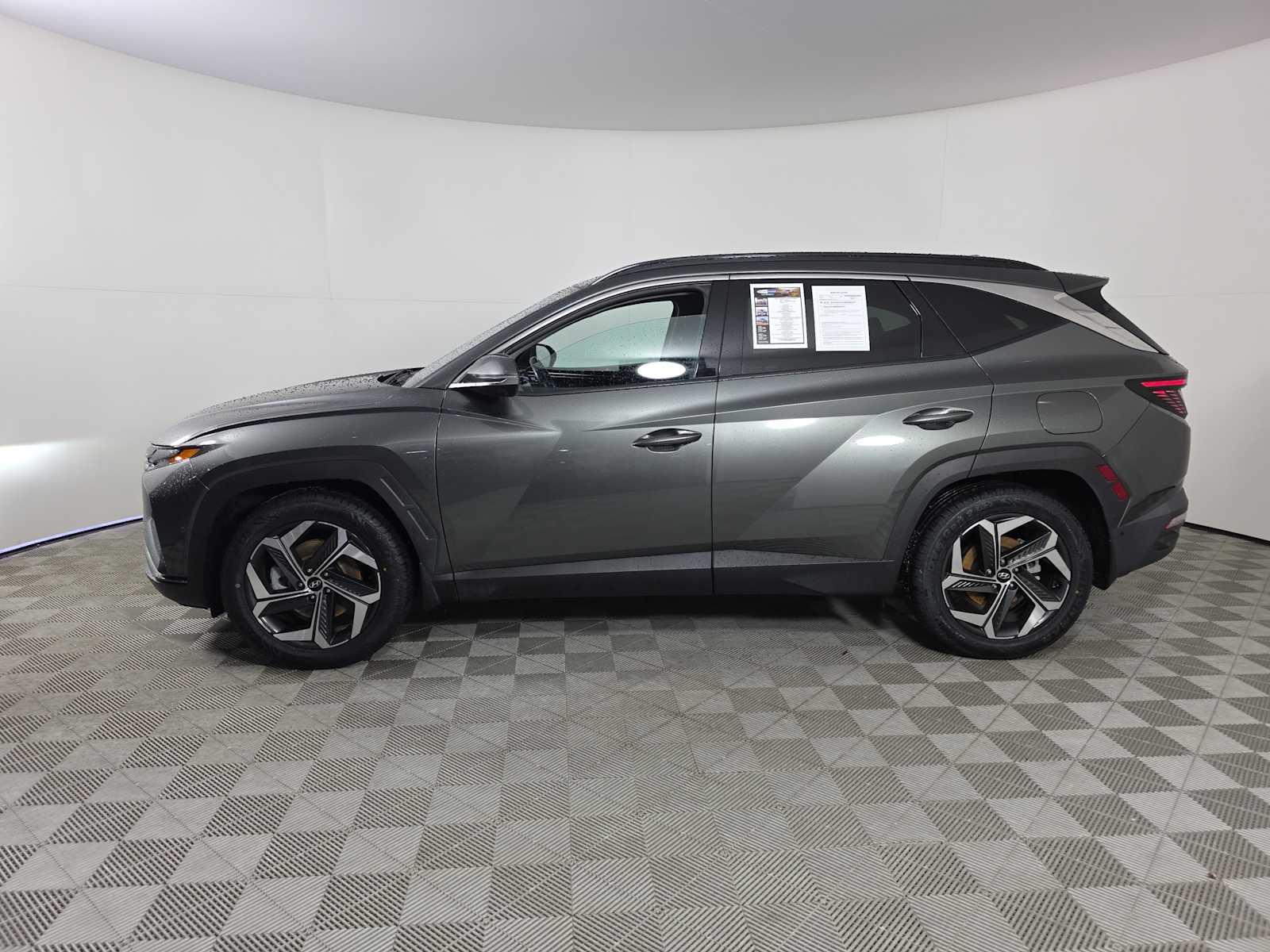 2023 Hyundai Tucson Limited photo 3