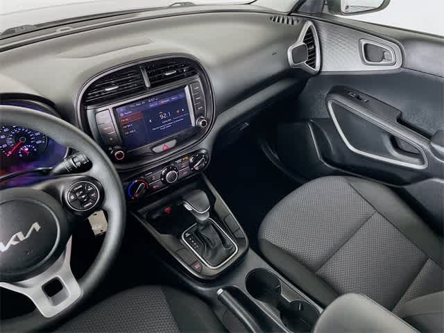 2022 Kia Soul LX photo 22