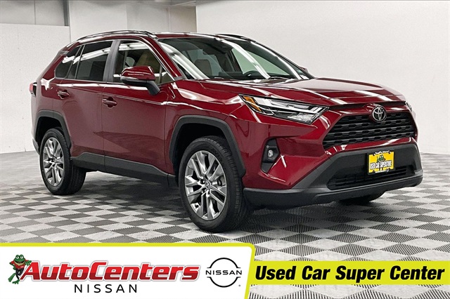 2023 Toyota RAV4 XLE Premium's photo