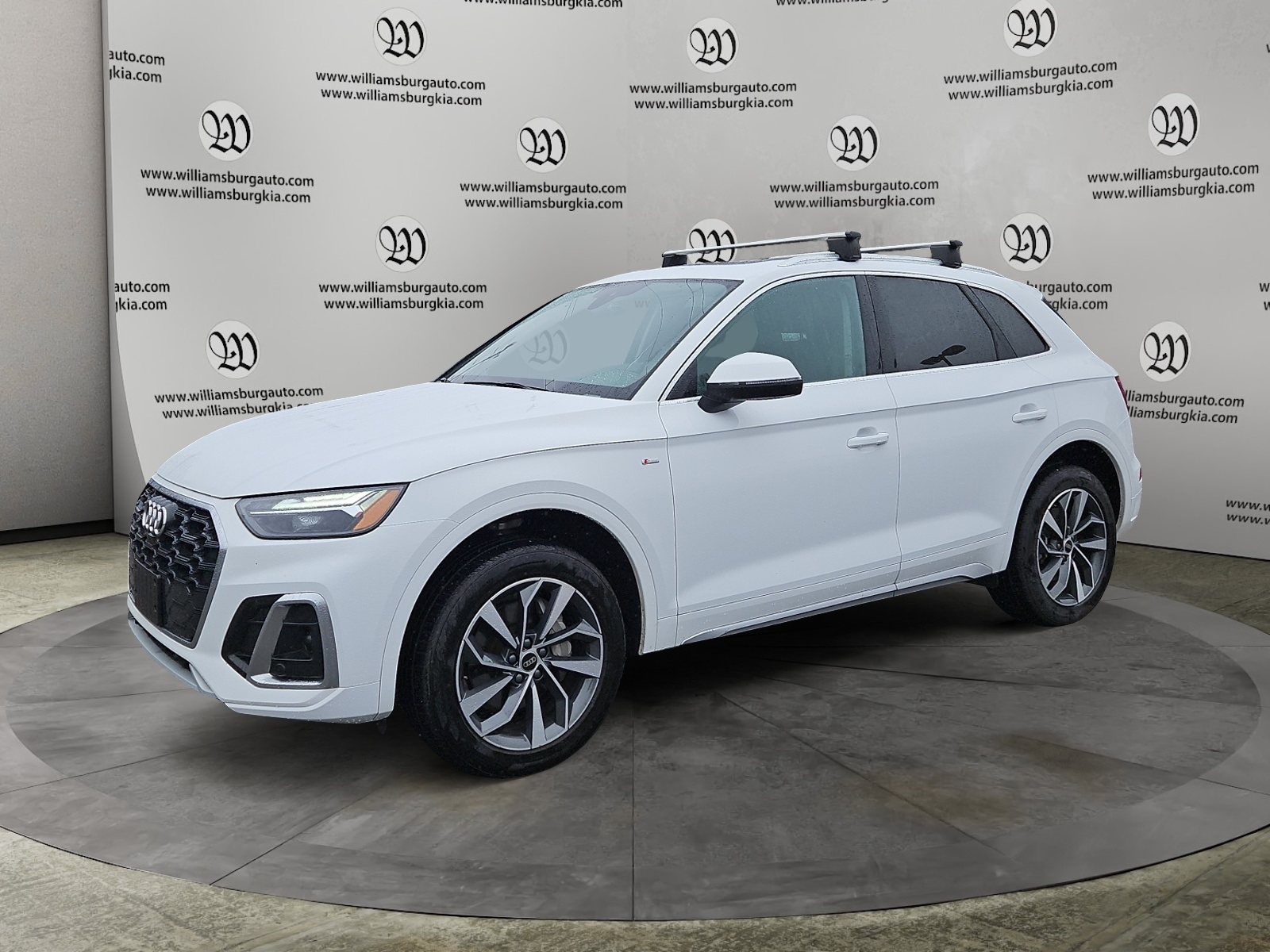2024 Audi Q5 Premium Plus's photo