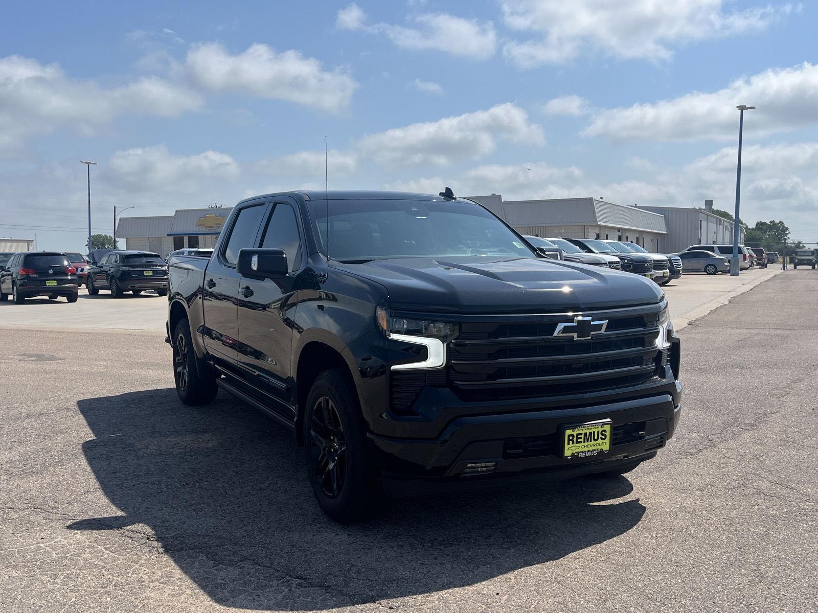 2024 Chevrolet Silverado 1500 High Country's photo