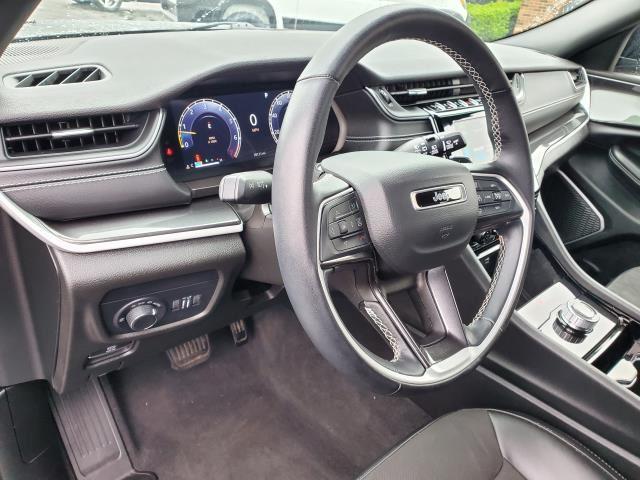 2022 Jeep Grand Cherokee Altitude photo 7